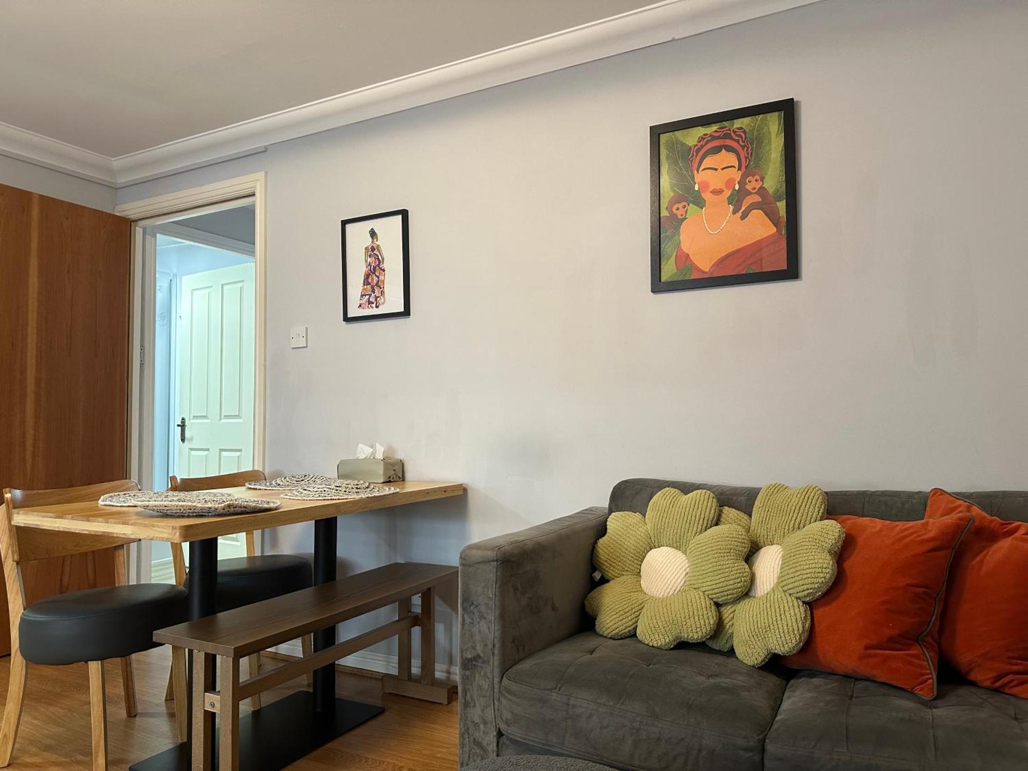 Private Main Door Lovely 2 Bedroom Apartment EDI Eksteriør bilde